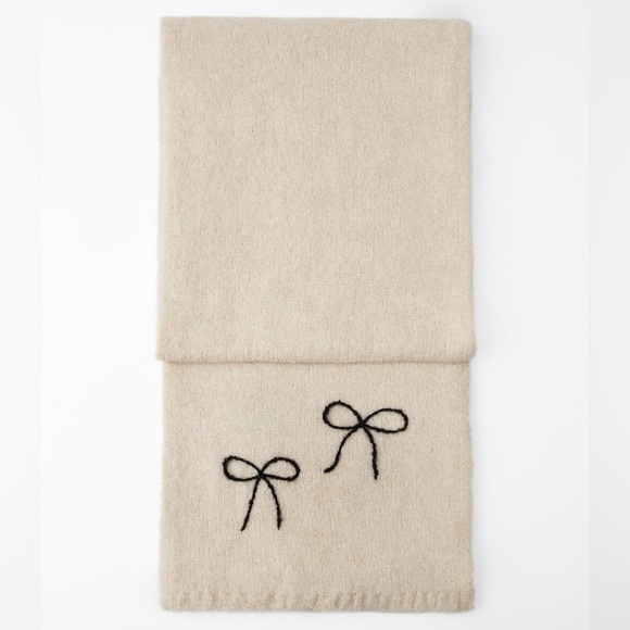 BNWT ZARA THICK KNIT BOW SCARF - Picture 4 of 8